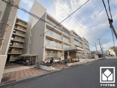 「鳴尾小学校」まで徒歩5分。低学年のお子様も安心して通学していただけます。