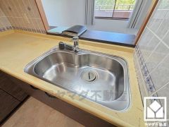 清潔感あふれるシンクで、毎日を気持ちよくスタート。