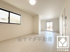 自然光を取り込む、開放感あふれる暮らし。隅々まで光が降り注ぎ、明るく心地の良い空間。