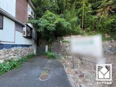 緑豊かな閑静な住環境で、四季折々の自然を感じることができます。