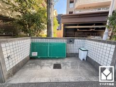 清潔なゴミ出し場で気持ち良くお使い頂けます。