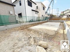 リーブルガーデン尼崎市常松3期全4棟の4号棟です。区画それぞれ間取りが違うので、ライフスタイルに合わせてご検討ください。