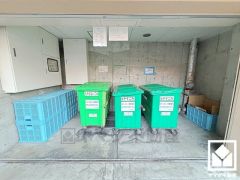 綺麗に整備されたゴミ出し場で気持ち良くお使い頂けます。