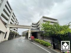上質な暮らしを象徴する、スタイリッシュな外観。帰るたびに誇らしく思える住まいがここに。