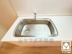 清潔感あふれるシンクで、毎日を気持ちよくスタート。