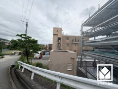 シンプルで飽きのこない設計が、暮らしに余白をもたらします。