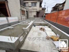 納戸はクローゼット付きの洋室としてもお使いいただけます。独立したお部屋なのでプライベートな時間をゆったり過ごせそうです。