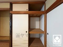 奥行きがあるので、収納力も申し分ありません。