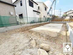 リーブルガーデン尼崎市常松3期全4棟の4号棟です。区画それぞれ間取りが違うので、ライフスタイルに合わせてご検討ください。