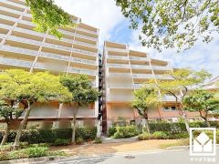 自然と調和するデザインが魅力。四季折々の風景に溶け込む、心地よい住まい。