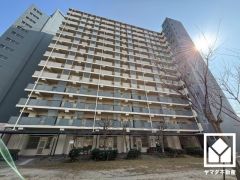 南東向き・南西向きの2面バルコニーで陽当たり、風通し良好。バルコニーが2か所ございますので、お洗濯物をたっぷりと干す事ができます。