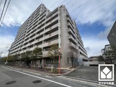 安心・安全な暮らしをサポートするオートロックシステムを完備。