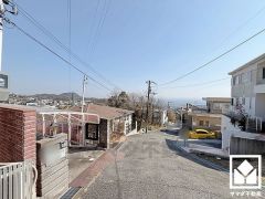 ガーデニングなどが楽しめるお庭スペースがございます。