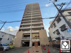 広々17.9帖のLDKが魅力。家族全員がリラックスできる、ゆったりとした快適リビングで温かい団らんの時間を。