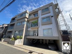 南向きバルコニーで陽当たり、風通し良好。たっぷりの洗濯物も気持ちよく乾きます。