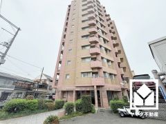 「杭瀬小学校」までは徒歩3分。低学年のお子様も安心して通学していただけます。