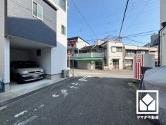 「水堂小学校」まで徒歩6分。低学年のお子様も安心して通学していただけます。