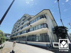 阪神電鉄本線「西宮」駅まで徒歩約14分の立地。