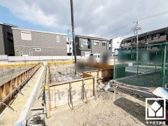 省エネ基準適合住宅で、光熱費などのランニングコストを抑えられます。夏は涼しく、冬は暖かい、季節に関わらず快適に過ごせる住宅です。