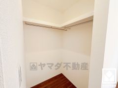 ウォークインクローゼットは扉がないため、家具の配置がしやすいです。