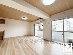 自然光を取り込む、開放感あふれる暮らし。隅々まで光が降り注ぎ、明るく心地の良い空間。