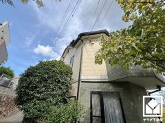 浴室には大きな窓が付いているので明るく、こもりがちな湿気もすぐ取り除くことができます。