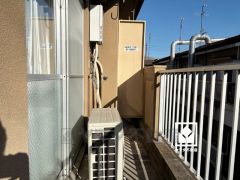 南向きバルコニーで陽当たり、風通し良好。たっぷりの洗濯物も気持ちよく乾きます。