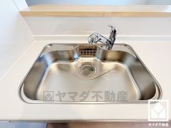 清潔感あふれるシンクで、毎日を気持ちよくスタート。