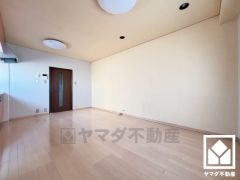 キッチン・トイレ・洗面台・洗濯機置場が2か所ずつあり、2世帯住宅などとしてもご検討いただけます。