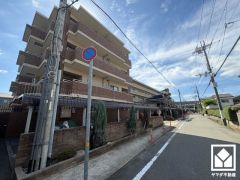 2沿線利用可能で、毎日の通勤・通学だけでなく、休日のお出かけまで利便性に優れています。