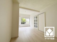 自然光を取り込む、開放感あふれる暮らし。隅々まで光が降り注ぎ、明るく心地の良い空間。