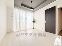 自然光を取り込む、開放感あふれる暮らし。隅々まで光が降り注ぎ、明るく心地の良い空間。