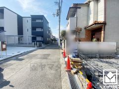 開放感のある南東角地で陽当たり・通風良好。（東側は非道路）