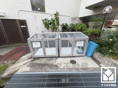 清潔なゴミ出し場で気持ち良くお使い頂けます。