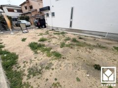 現況更地のため、余分な解体費用を抑えられ、スムーズに建築に入れます。