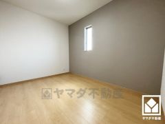 全居室フローリングでお掃除ラクラク。全居室収納もございますので、お部屋の広さを最大限に活用できます。