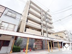 JR東海道本線「甲子園口」駅まで徒歩約7分の立地。3沿線利用可能で、毎日の通勤・通学だけでなく、休日のお出かけまで利便性に優れています。