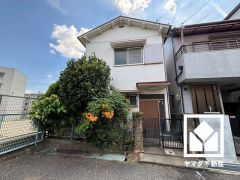 バス停「上ケ原四番町」が徒歩1分の距離にあり、毎日の通勤・通学だけでなく、休日のお出かけまで利便性に優れています。