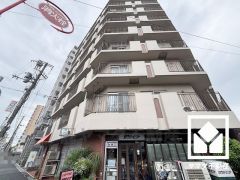 阪神電鉄本線「出屋敷」駅まで徒歩約9分の立地。3沿線利用可能で、毎日の通勤・通学だけでなく、休日のお出かけまで利便性に優れています。