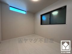 全居室2面採光。明るい陽光がたっぷり差し込む心地よい生活空間です。