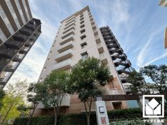 エレベーター停止階のため、スムーズに移動できます。忙しい朝も快適に、ストレスフリーな暮らしをサポート。