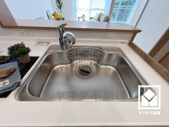 清潔感あふれるシンクで、毎日を気持ちよくスタート。