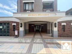 綺麗に整備されており、帰宅時や来客時にも気持ちの良い空間です。