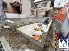 「大島小学校」まで徒歩6分。低学年のお子様も安心して通学していただけます。