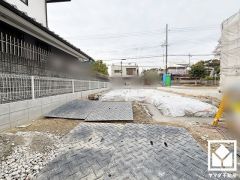 約7帖の主寝室は東側バルコニーに面しており、朝日が気持ちよく入り爽やかな一日を始められます。