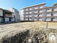 玄関にはたっぷりの収納スペースを完備。家族の靴もしっかり収納できるので、玄関がいつも片付き、気持ちよくお客様を迎えられます。