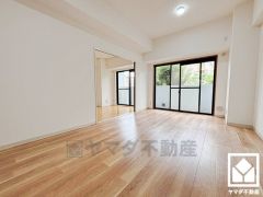 自然光を取り込む、開放感あふれる暮らし。隅々まで光が降り注ぎ、明るく心地の良い空間。