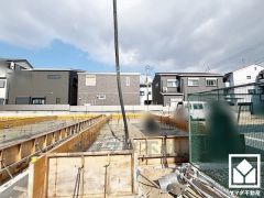 広々18.1帖のLDKが魅力。家族全員がリラックスできる、ゆったりとした快適リビングで温かい団らんの時間を。