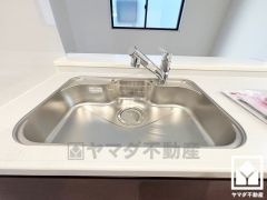 清潔感あふれるシンクで、毎日を気持ちよくスタート。