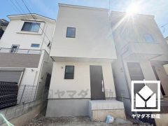 毎日の家事の負担を軽減でき、水道代の節約にもなる食器洗乾燥機付き。